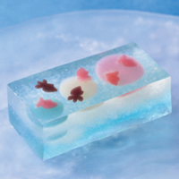 創作羊羹 「水灯り」