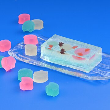 京の涼を楽しむ－俵屋吉富の夏の京菓子－サムネイル